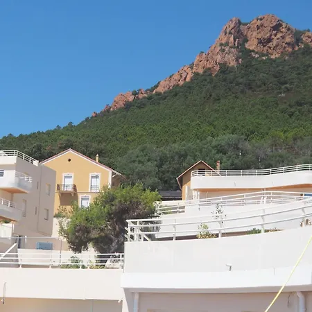 Un Balcon Sur La Apartament *