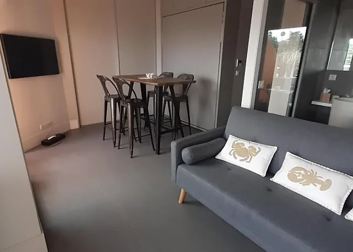 Un Balcon Sur La Apartament *