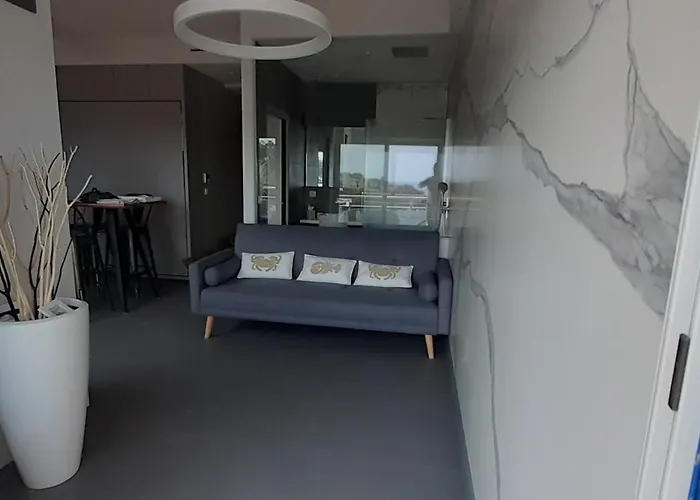 Un Blacon Sur La Saint-Raphaël